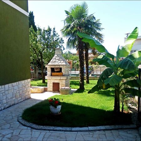 App Veselica Apartment Умаг Екстериор снимка