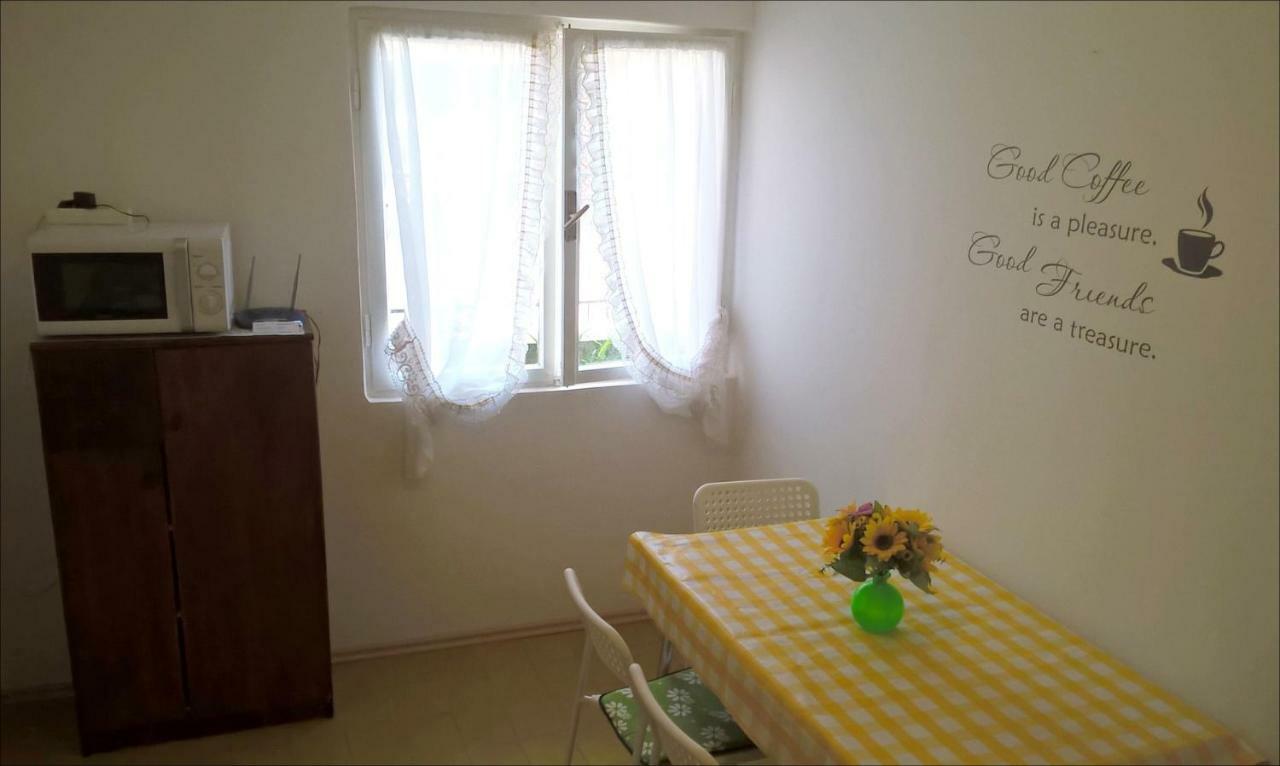 App Veselica Apartment Умаг Екстериор снимка