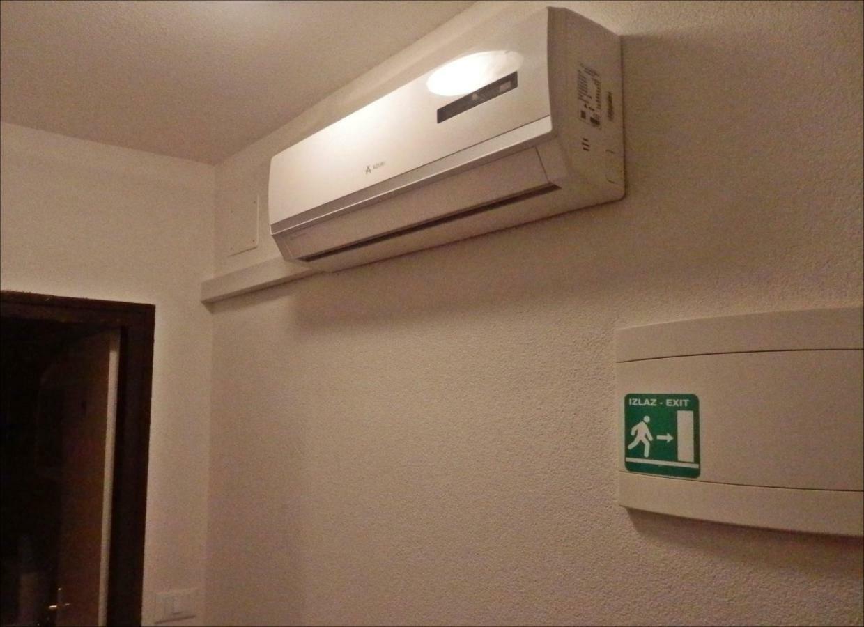 App Veselica Apartment Умаг Екстериор снимка