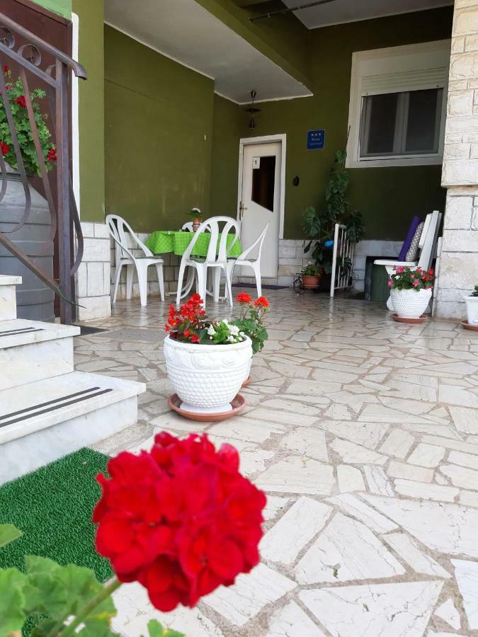 App Veselica Apartment Умаг Екстериор снимка